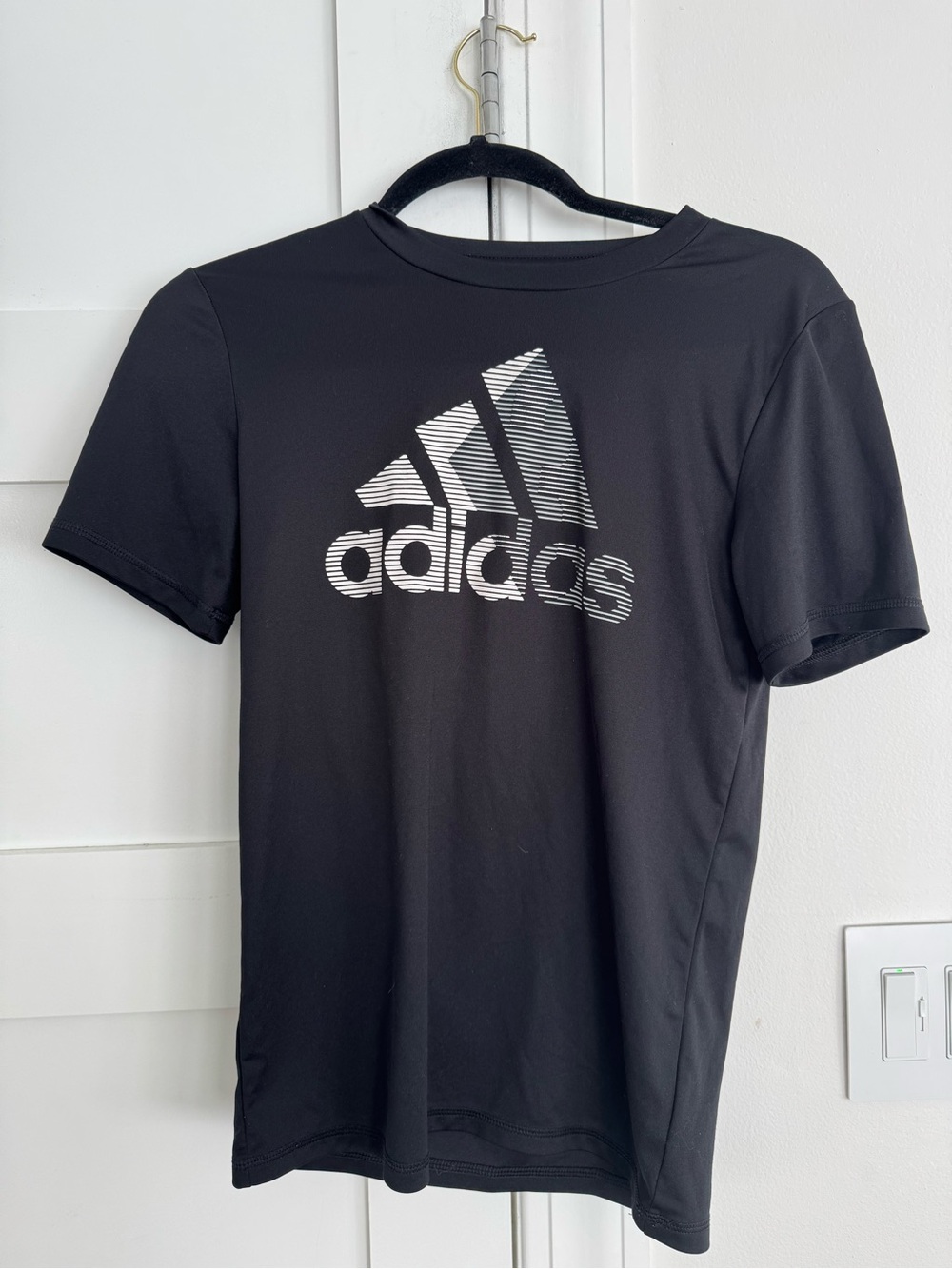 Adidas  Tee Medium Youth